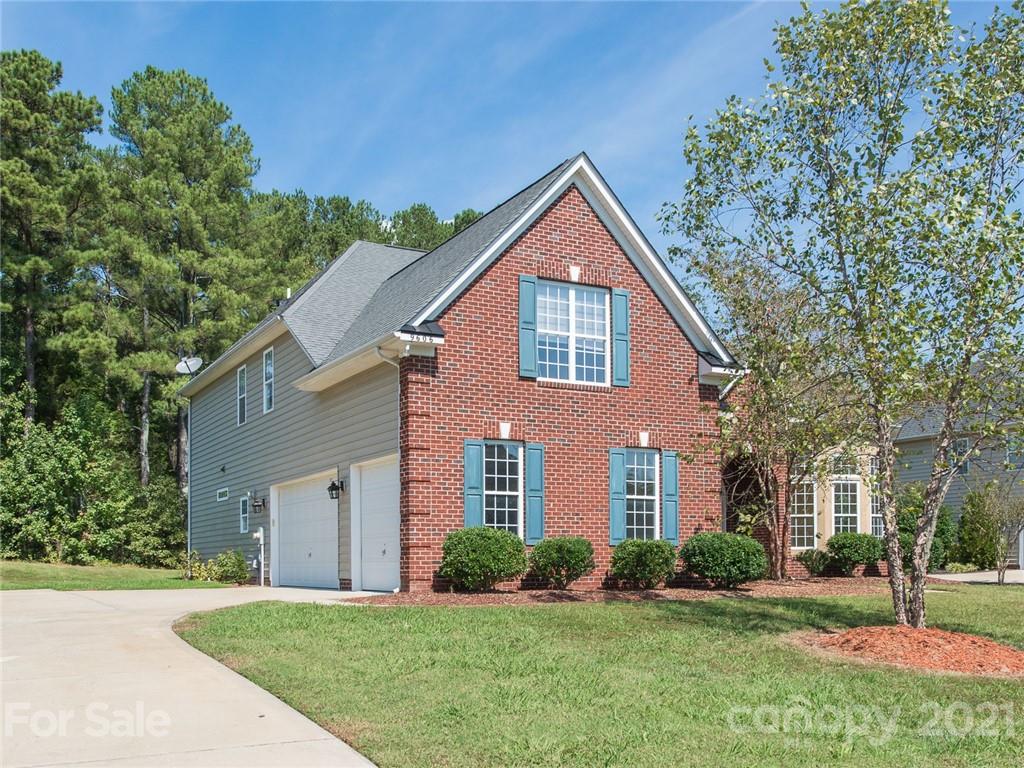 9606 Royal Colony Drive, Waxhaw, NC 28173