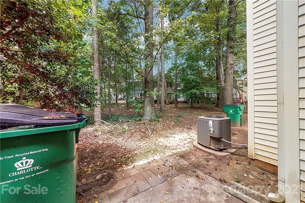 Sold 6422 Windsor Gate Lane, Charlotte, NC 28215 2 Beds / 1 Full